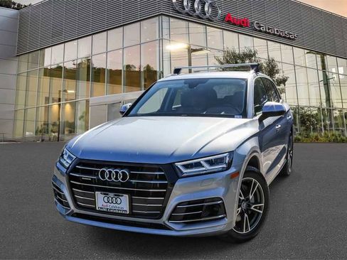 Used 2020 Audi Q5 e Prestige w/ Prestige Package image 1