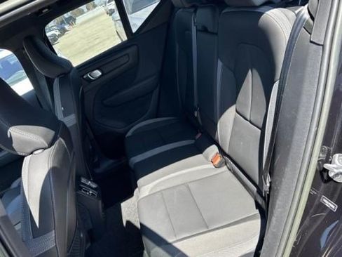 Used 2023 Volvo XC40 Recharge Plus AWD/4WD image 4
