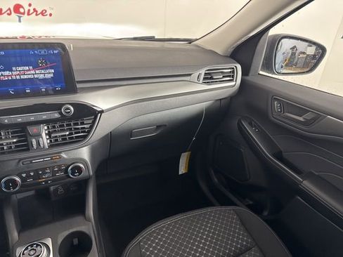 New 2026 Ford Escape Active image 12