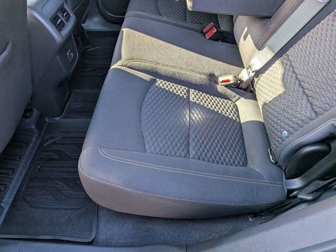 Used 2021 GMC Terrain SLE w/ Driver Convenience Package FWD image 23