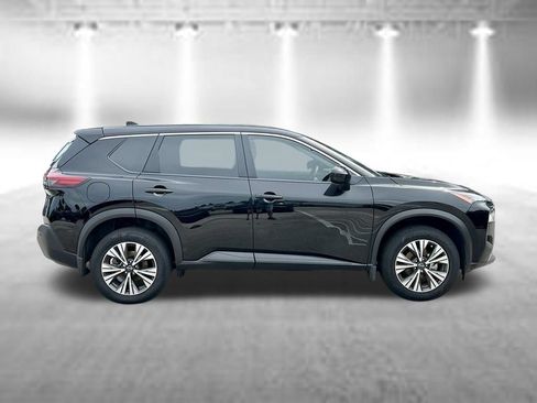 Certified 2023 Nissan Rogue SV FWD image 5
