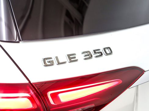 Certified 2025 Mercedes-Benz GLE 350 4MATIC image 10