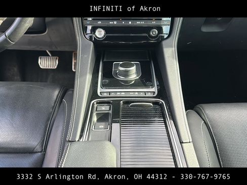Used 2018 Jaguar F-PACE R-Sport image 52