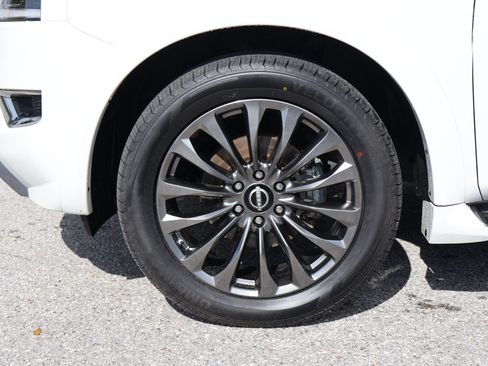 Used 2023 Nissan Armada Platinum w/ Captain's Chairs Package RWD image 14