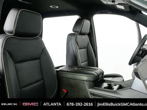 Certified 2023 GMC Yukon SLT image 24