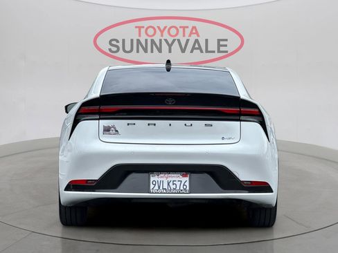 Used 2026 Toyota Prius XLE image 8