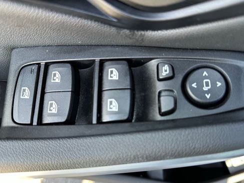 Used 2019 BMW 330i xDrive Sedan w/ Convenience Package image 20