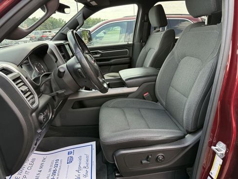 Used 2019 RAM 1500 Big Horn AWD/4WD image 12