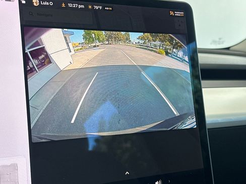 Used 2018 Tesla Model 3 Long Range AWD/4WD image 25