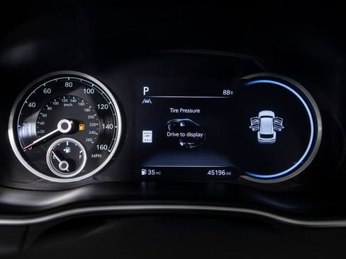 Used 2023 Genesis GV80 2.5T w/ Advanced Package image 31