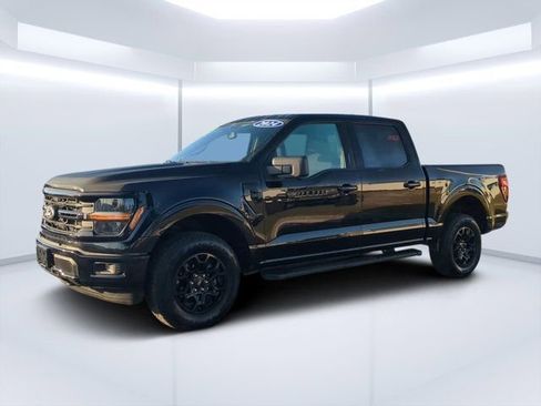 Used 2024 Ford F150 XLT w/ XLT Black Appearance Package AWD/4WD image 7