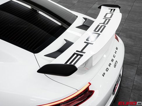 Used 2018 Porsche 911 GT3 image 17