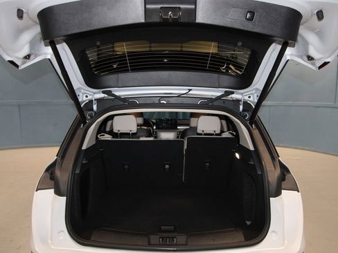 Used 2025 Lincoln Corsair AWD image 42