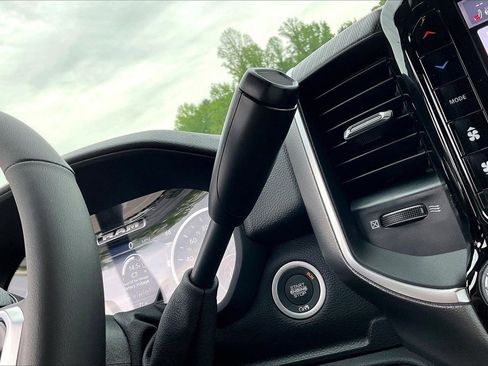 New 2026 RAM 2500 Big Horn AWD/4WD image 29