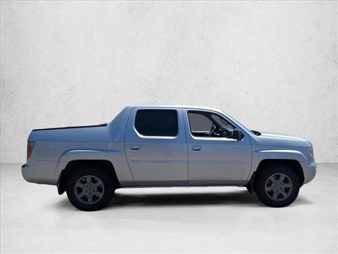 Used 2008 Honda Ridgeline RTX image 4