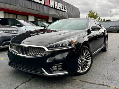 Used 2017 Kia Cadenza Limited w/ Paint Protection Package