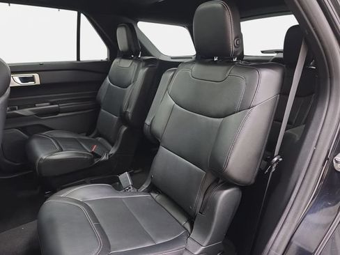 Used 2020 Ford Explorer ST w/ Premium Technology Package AWD/4WD image 13