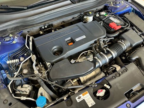 Used 2019 Honda Accord Sport image 14
