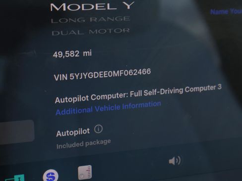 Used 2021 Tesla Model Y Long Range image 24