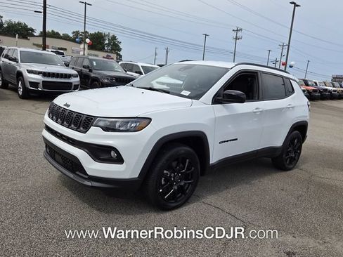New 2026 Jeep Compass Latitude AWD/4WD image 3