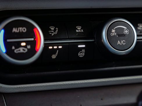 Used 2020 Alfa Romeo Stelvio Quadrifoglio w/ Nero Edizone Quadrifoglio image 31