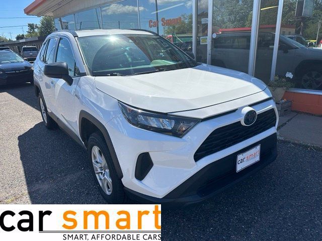 Used 2021 Toyota RAV4 LE AWD/4WD image 1