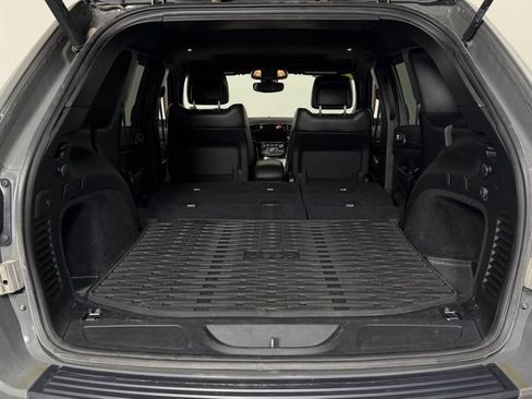 Used 2020 Jeep Grand Cherokee Altitude AWD/4WD image 11