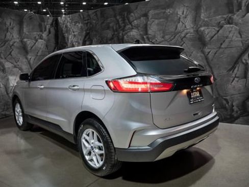 Used 2021 Ford Edge SEL image 19