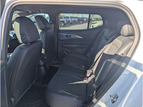 New 2026 Chevrolet Equinox EV LT image 9