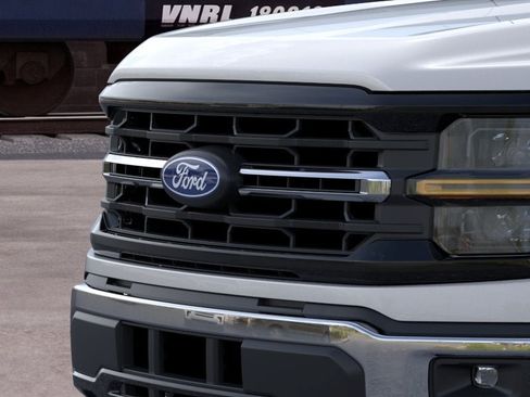 New 2026 Ford F150 XLT w/ XLT Chrome Appearance Package RWD image 17
