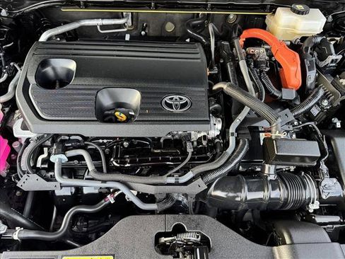 Certified 2024 Toyota Crown Limited image 20