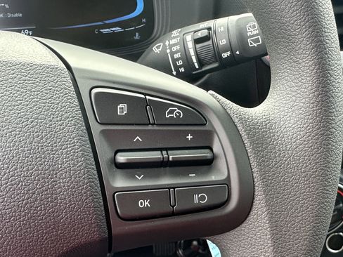 New 2026 Hyundai Venue SE FWD image 24
