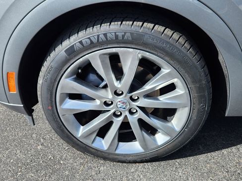 Used 2023 Buick Envision Avenir AWD/4WD image 19