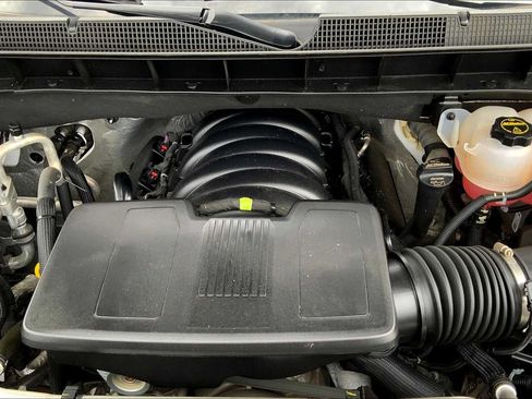 Used 2024 Chevrolet Silverado 1500 LTZ w/ LTZ Convenience Package II AWD/4WD image 29
