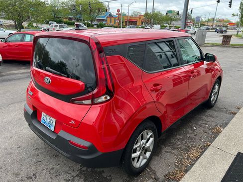 Used 2020 Kia Soul S FWD image 8