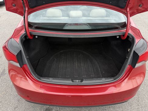 Used 2016 Hyundai Elantra SE image 21