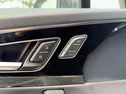 Used 2018 Audi Q7 3.0T Prestige w/ Prestige Package image 26