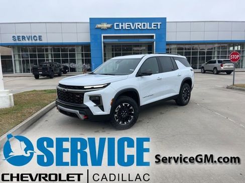 New 2026 Chevrolet Traverse Z71 w/ Enhanced Driving Package image 1