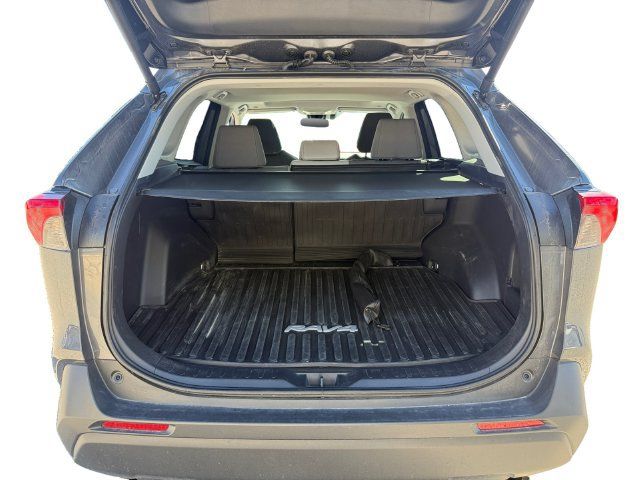 Used 2025 Toyota RAV4 XLE w/ Convenience Package AWD/4WD image 23