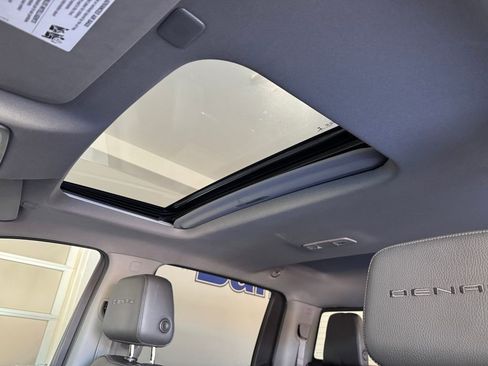 Certified 2022 GMC Sierra 1500 Denali w/ Denali Reserve Package image 22