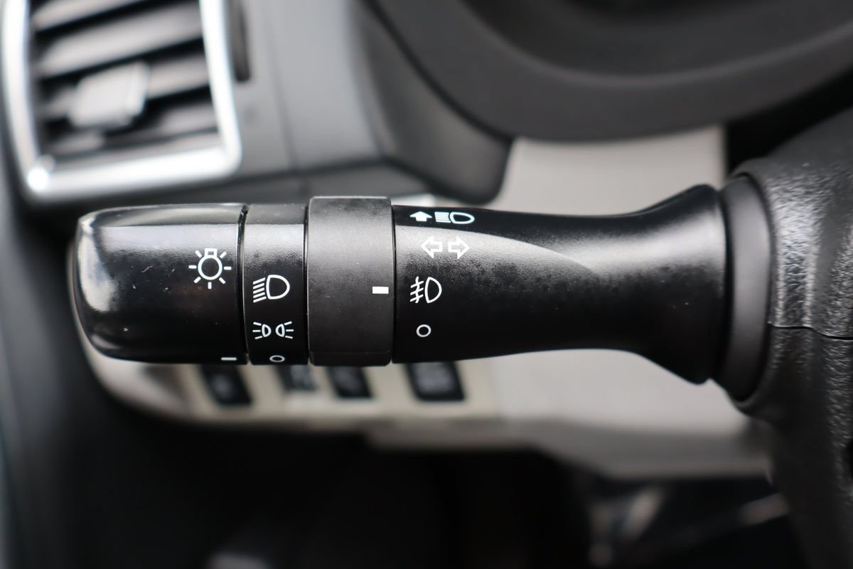 Used 2018 Subaru Forester 2.5i Premium AWD/4WD image 32