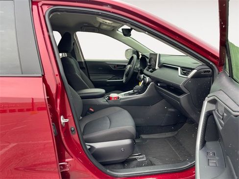 Used 2023 Toyota RAV4 LE image 15