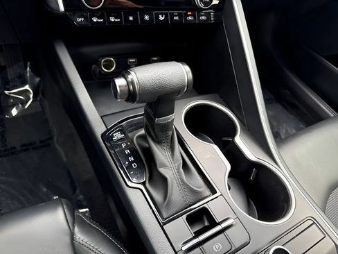Used 2022 Kia K5 GT-Line FWD image 16