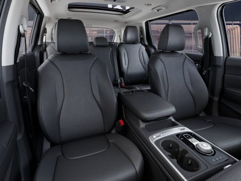 New 2027 Kia Carnival SX Prestige FWD image 15