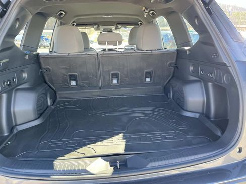 Used 2025 Subaru Forester Base w/ Convenience Package #1 image 18