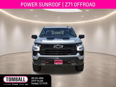 Used 2024 Chevrolet Silverado 1500 LT Trail Boss w/ Convenience Package II AWD/4WD image 2