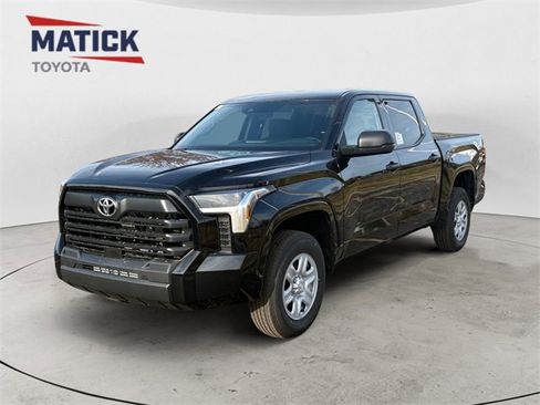 New 2026 Toyota Tundra SR image 3
