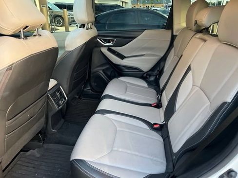 Used 2019 Subaru Forester Limited AWD/4WD image 10