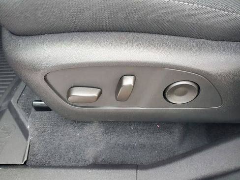 New 2026 Chevrolet Traverse LT w/ Midnight/Sport Edition image 7