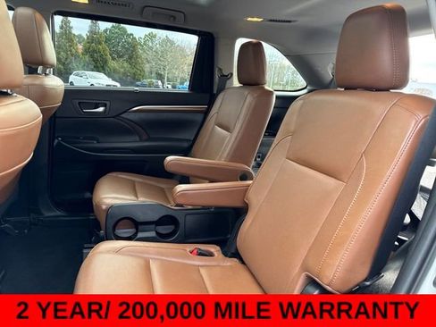 Used 2019 Toyota Highlander AWD Hybrid image 20